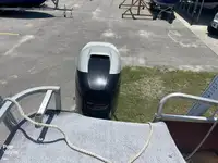Ponton untuk dijual
