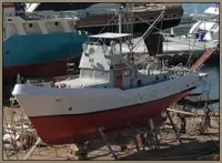 Kapal pemadam kebakaran dijual