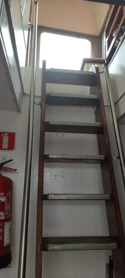 Kapal tunda untuk dijual