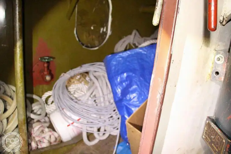 Kapal feri untuk dijual