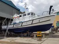 Kapal kontainer untuk dijual