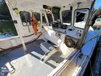 Kapal pengolah ikan dijual