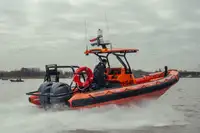 Kapal kontainer dijual