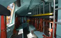 Kapal pengangkut LNG untuk dijual