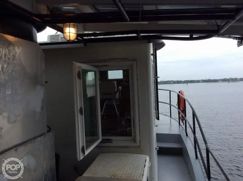 Kapal tunda untuk dijual