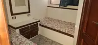 Kapal pesiar untuk dijual