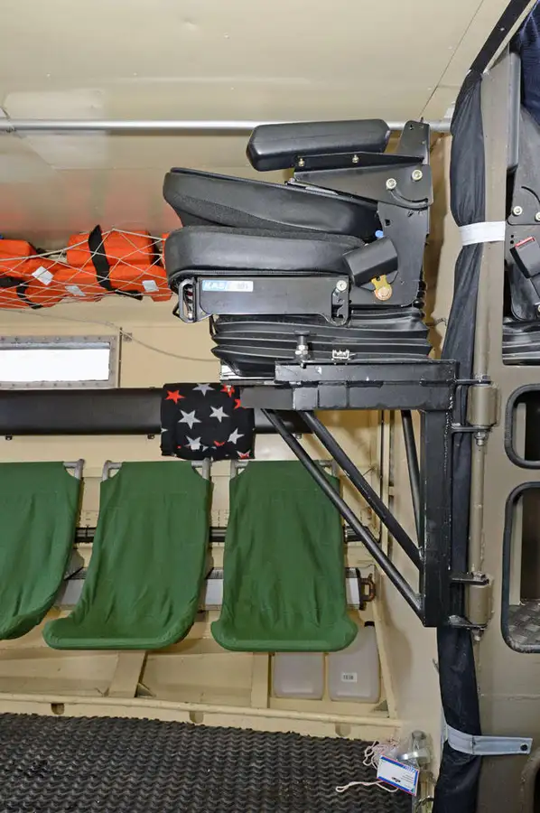 Kapal angkatan laut / militer untuk dijual