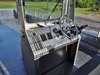 Kapal pendarat, tank untuk dijual