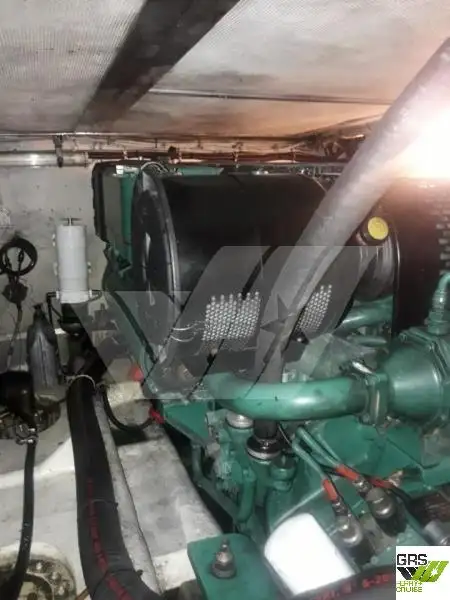 Kapal feri untuk dijual