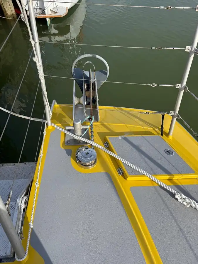 Kapal pesiar untuk dijual
