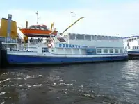 Kapal pesiar dijual