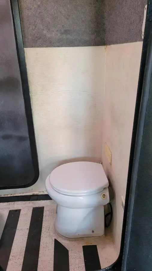 Kapal kontainer untuk dijual