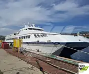 Kapal pesiar untuk dijual