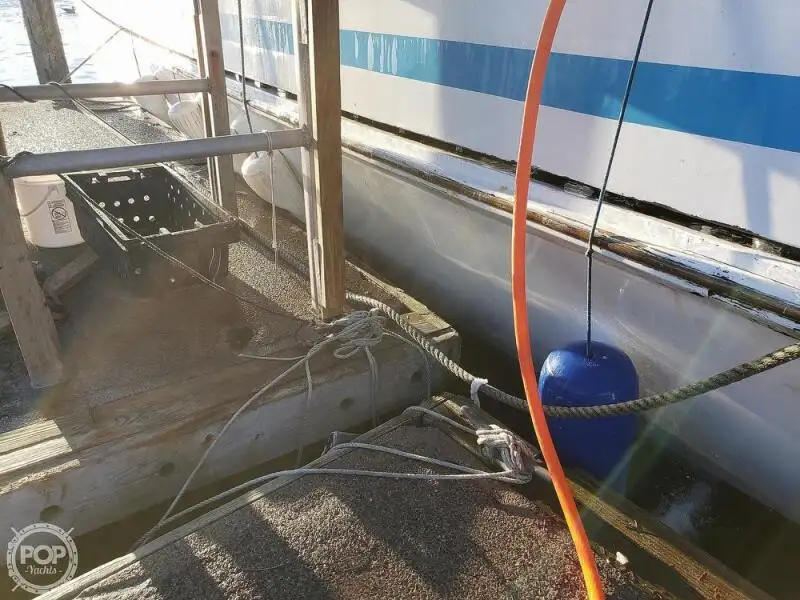 Kapal feri untuk dijual
