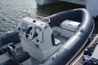 Perahu karet kaku untuk dijual