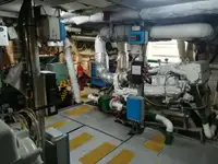 Kapal kru untuk dijual