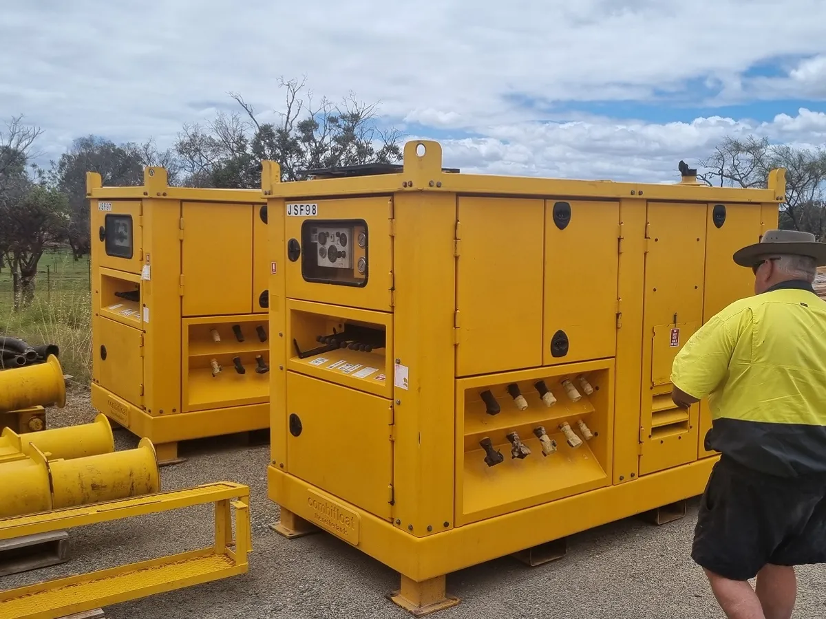Rig pengeboran lepas pantai untuk dijual