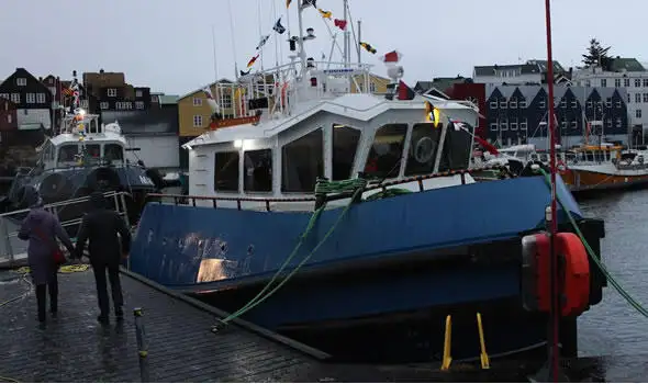 Kapal tunda untuk dijual