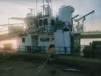 Kapal pendarat, tank untuk dijual