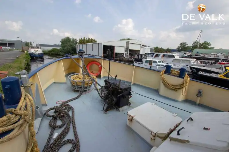 Kapal patroli untuk dijual