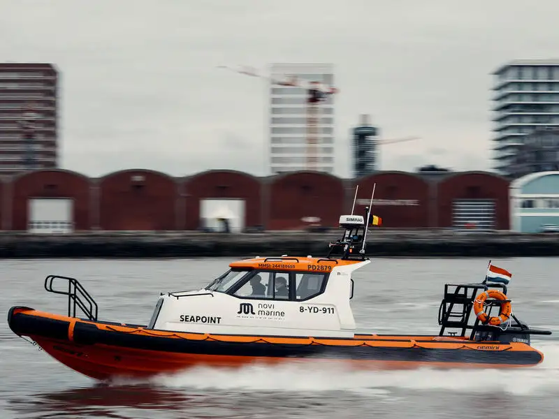 Perahu karet kaku untuk dijual