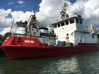Kapal keruk untuk dijual
