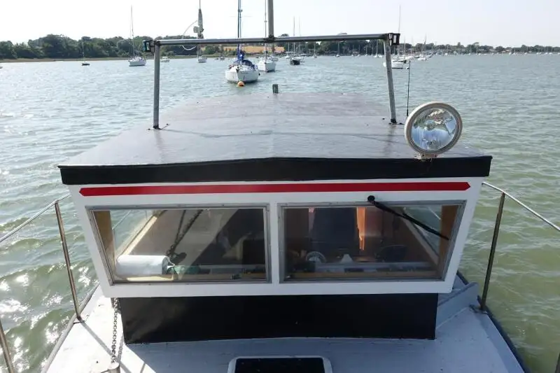 Kapal tunda untuk dijual