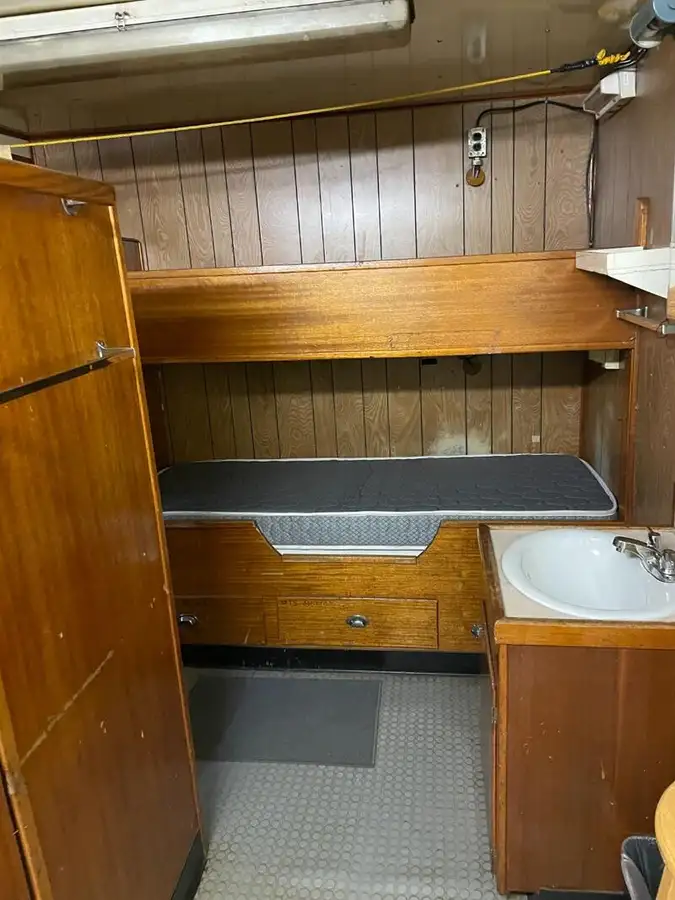 Kapal keruk untuk dijual