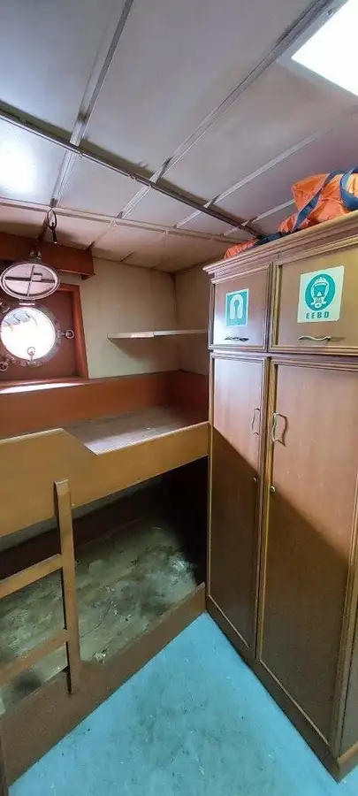 Kapal tunda untuk dijual