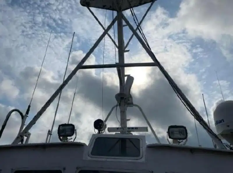 Kapal pesiar untuk dijual