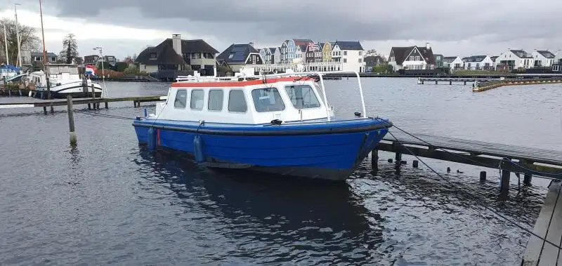 Kapal patroli untuk dijual