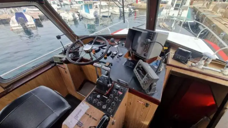 Kapal pandu untuk dijual
