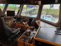 Kapal patroli untuk dijual