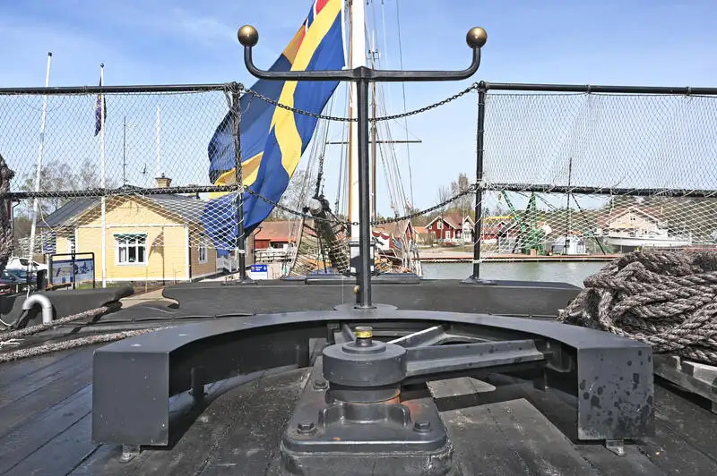 Kapal feri untuk dijual