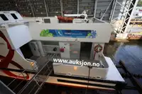 Katamaran untuk dijual