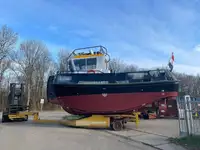 Kapal penarik dijual