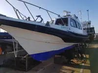 Kapal feri untuk dijual