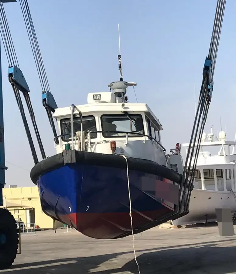 Kapal kru untuk dijual