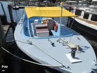 Kapal pesiar-feri untuk dijual