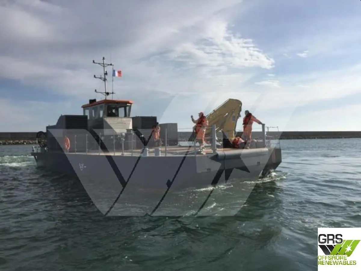 Kapal keruk untuk dijual