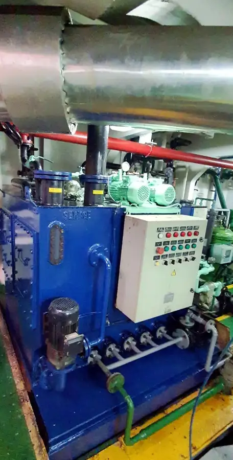 Kapal pendarat, tank untuk dijual