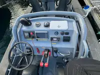 Kapal patroli untuk dijual