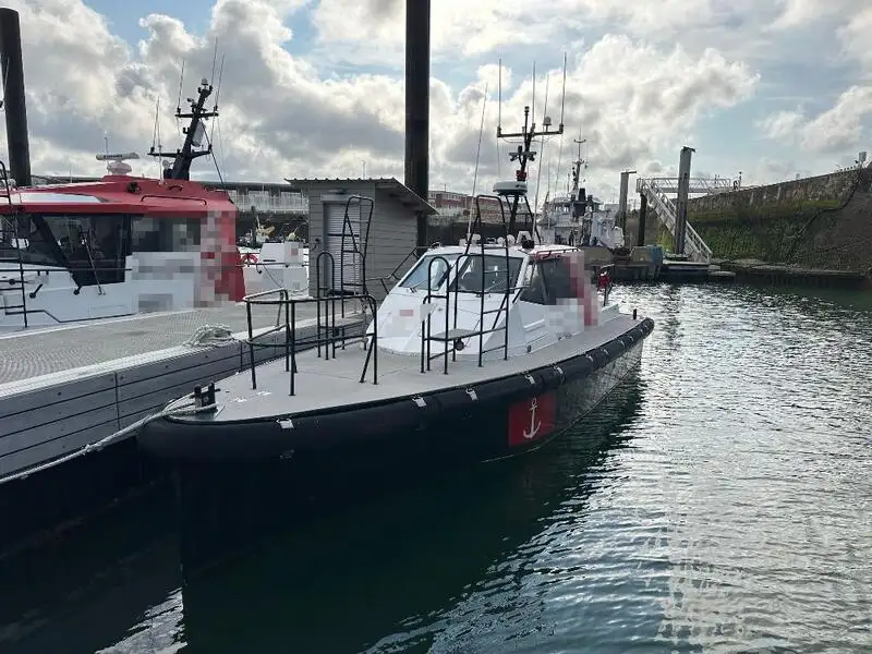 Kapal pandu untuk dijual