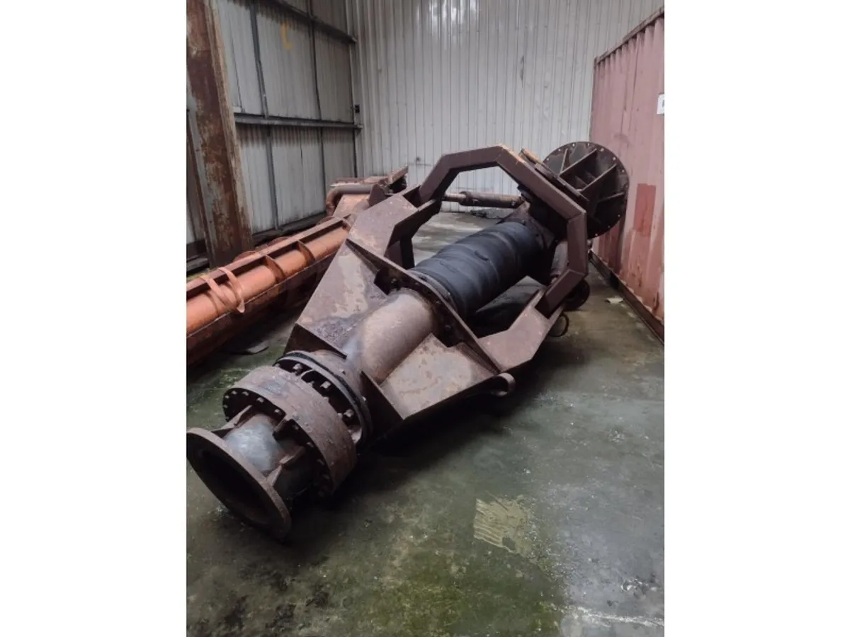 Kapal keruk untuk dijual