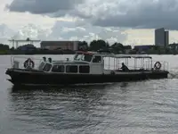 Kapal penarik dijual