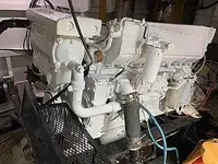 Kapal pendarat, tank untuk dijual