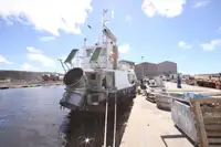 Kapal keruk untuk dijual