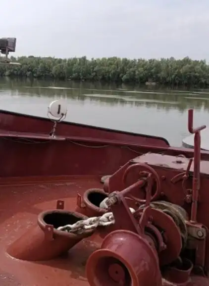 Kapal pengangkut barang curah untuk dijual