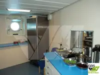 Kapal pasokan dijual