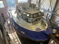 Kapal penarik dijual